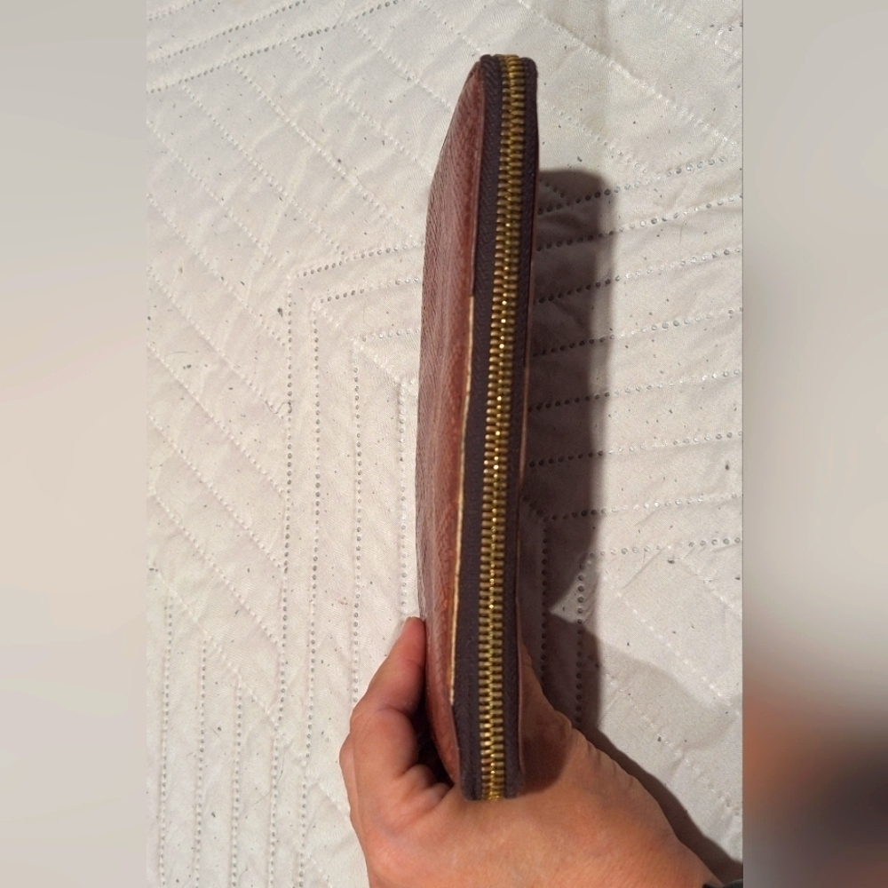 Valentina Genuine Leather Wallet - Picture 9 of 10